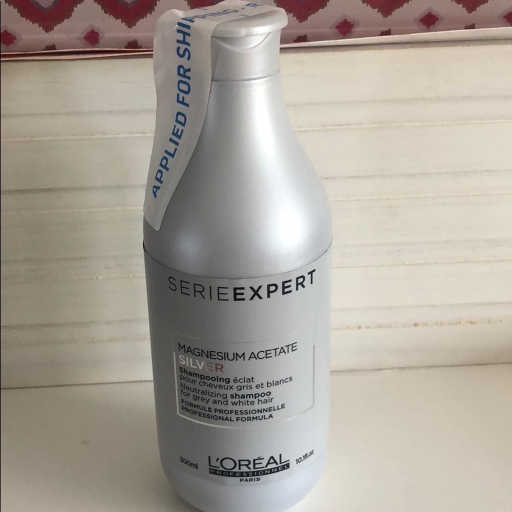 L’Oreal Serie Expert Silver Shampoo